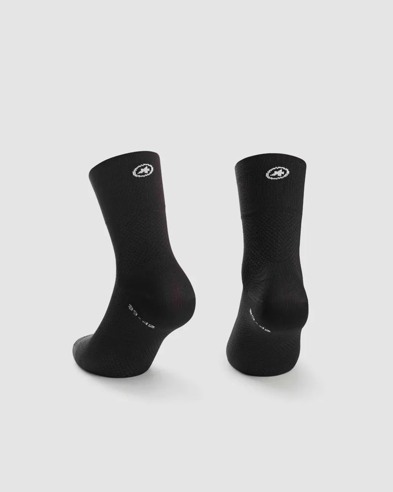 Assos GT Socks in Black